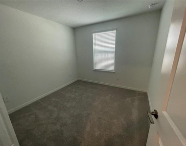 9645 Carabiner Way - Photo Thumbnail 27