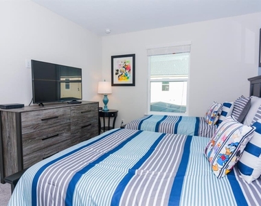 1534 Carey Palm Circle - Photo Thumbnail 41