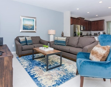 1534 Carey Palm Circle - Photo Thumbnail 2
