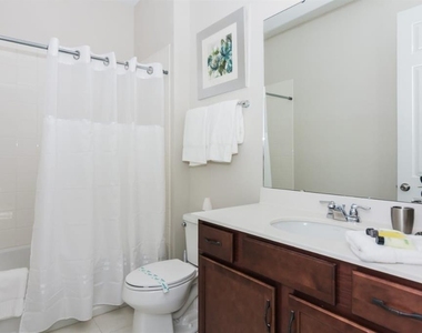 1534 Carey Palm Circle - Photo Thumbnail 44