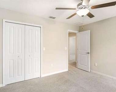 7322 King Creek Drive - Photo Thumbnail 22
