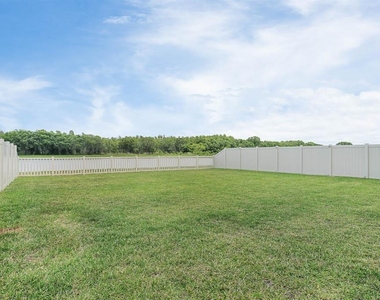 7322 King Creek Drive - Photo Thumbnail 29