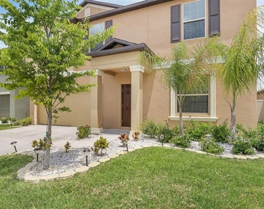 7322 King Creek Drive - Photo Thumbnail 1