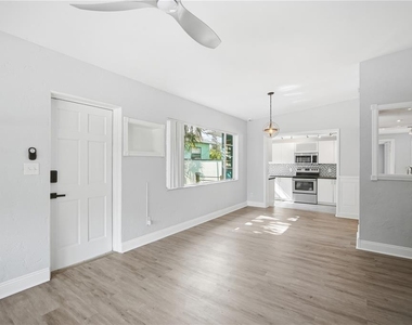 4933 13th Avenue S - Photo Thumbnail 4