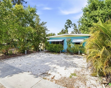 4933 13th Avenue S - Photo Thumbnail 1