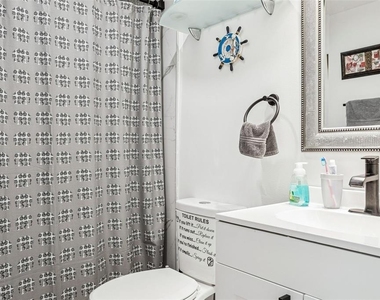 7501 Dolonita Drive - Photo Thumbnail 12