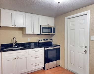 37221 Marlu Lane - Photo Thumbnail 10