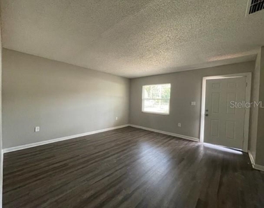 2415 Idlewild Street - Photo Thumbnail 12