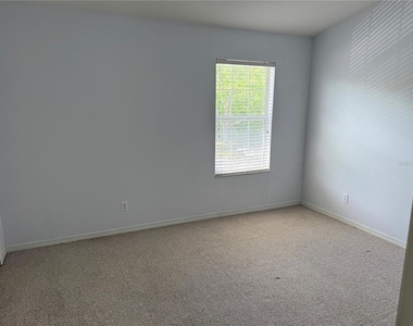 16344 Swan View Circle - Photo Thumbnail 9