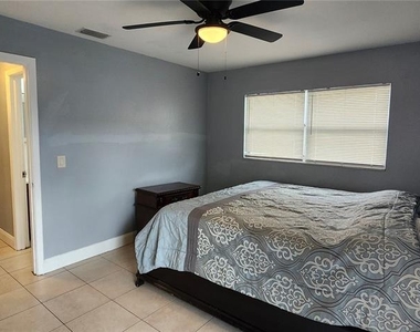 10706 N 15th Streets - Photo Thumbnail 7