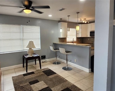 10706 N 15th Streets - Photo Thumbnail 1