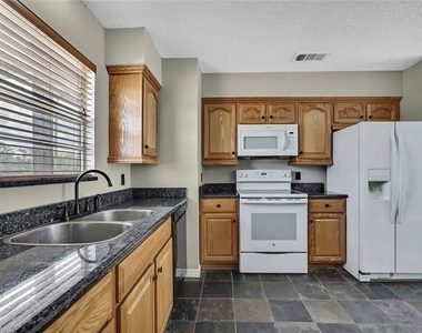 3017 Lema Drive - Photo Thumbnail 11