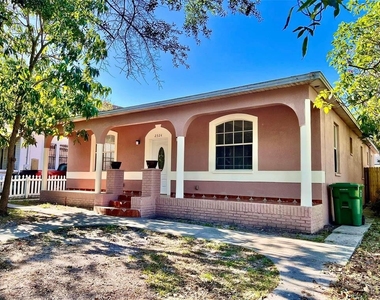 2324 W Palmetto Street - Photo Thumbnail 1