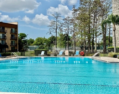5820 N Church Avenue - Photo Thumbnail 58