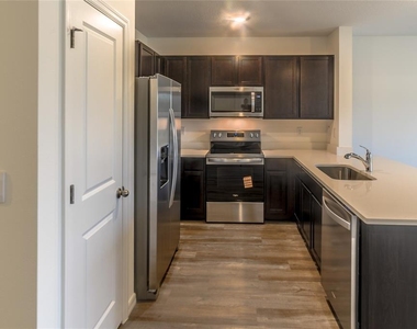 17208 English Chestnut Way - Photo Thumbnail 8
