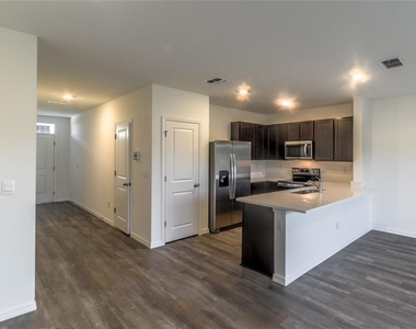 17208 English Chestnut Way - Photo Thumbnail 3