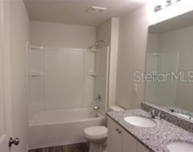 11357 Elgin Boulevard - Photo Thumbnail 6