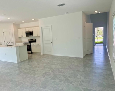 1727 Foreman Road - Photo Thumbnail 3