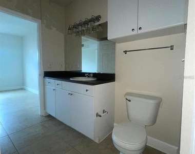 202 E South Street - Photo Thumbnail 22