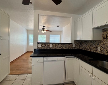 4418 Eli Street - Photo Thumbnail 4