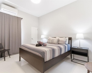 56 Calle F Krug Condado - Photo Thumbnail 8