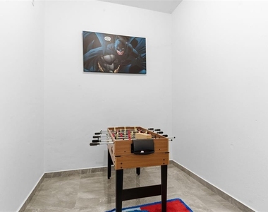 56 Calle F Krug Condado - Photo Thumbnail 12