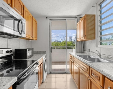 1304 Wilson Avenue - Photo Thumbnail 3