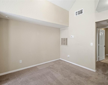 6416 Raleigh Street - Photo Thumbnail 14