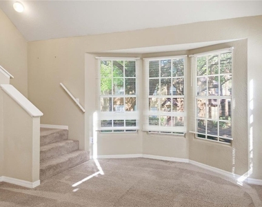 6416 Raleigh Street - Photo Thumbnail 6