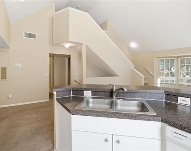 6416 Raleigh Street - Photo Thumbnail 12