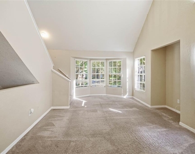 6416 Raleigh Street - Photo Thumbnail 3