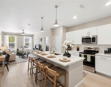 4005 Bismark Drive - Photo Thumbnail 18
