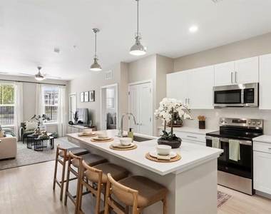 4005 Bismark Drive - Photo Thumbnail 19