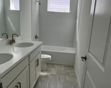 5274 Kildare Place - Photo Thumbnail 11