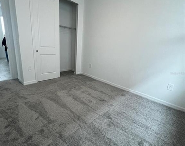 5274 Kildare Place - Photo Thumbnail 5