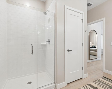 4005 Bismark Drive - Photo Thumbnail 23