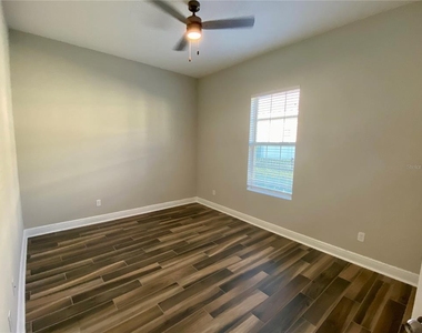7849 Freestyle Lane - Photo Thumbnail 16
