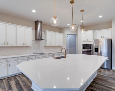 7849 Freestyle Lane - Photo Thumbnail 9