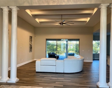 7849 Freestyle Lane - Photo Thumbnail 2
