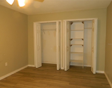 924 Lake Destiny Road - Photo Thumbnail 8