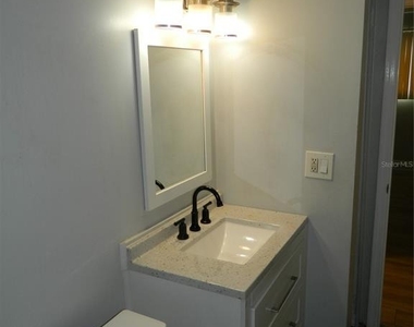 924 Lake Destiny Road - Photo Thumbnail 12