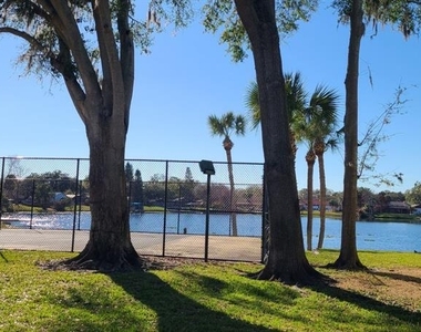 924 Lake Destiny Road - Photo Thumbnail 20