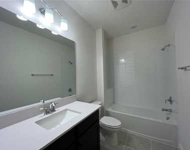 3875 Knotty Pine Street - Photo Thumbnail 14