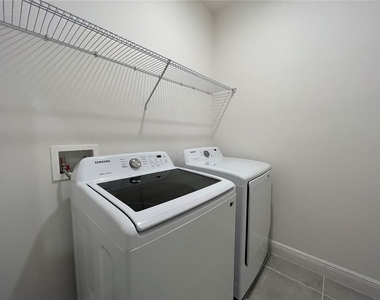 3875 Knotty Pine Street - Photo Thumbnail 13