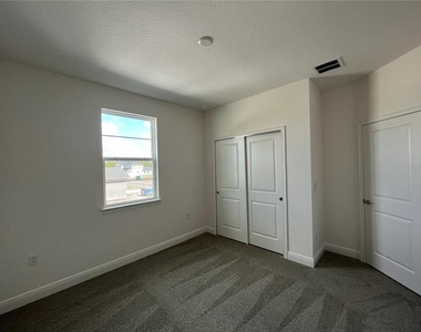 3875 Knotty Pine Street - Photo Thumbnail 16