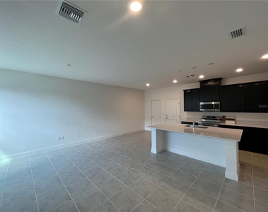 3875 Knotty Pine Street - Photo Thumbnail 8