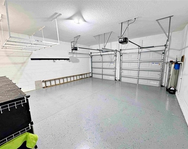6154 Hamlin Reserve Boulevard - Photo Thumbnail 28