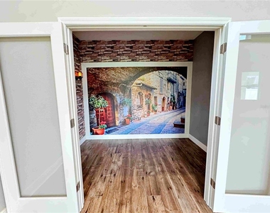 6154 Hamlin Reserve Boulevard - Photo Thumbnail 22
