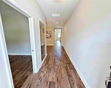 6154 Hamlin Reserve Boulevard - Photo Thumbnail 5