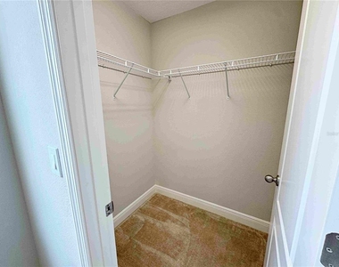 6154 Hamlin Reserve Boulevard - Photo Thumbnail 41